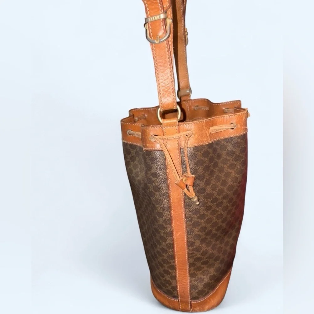 CÉLINE Vintage Macadam Bucket Bag - Picture 4 of 12